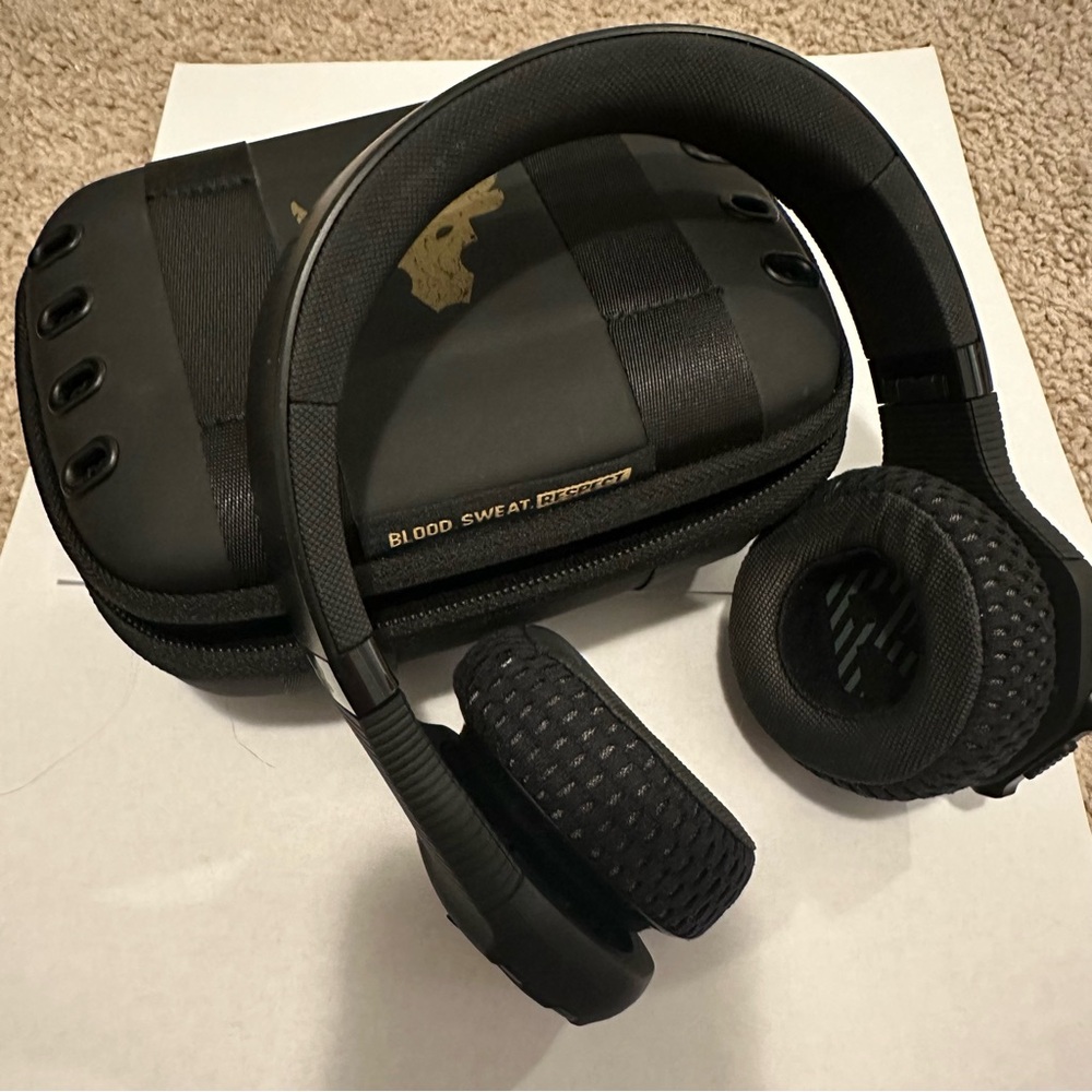 UA PROJECT ROCK OVER-EAR TRAINING HEADPHONES - JBL
